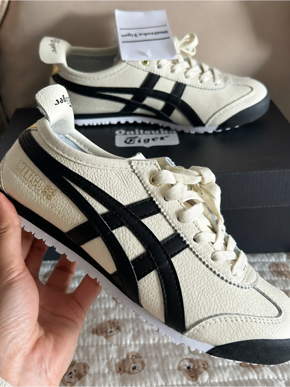 Onitsuka Tiger by Asics Men's Cream & Black Mexico 66 Sneakers